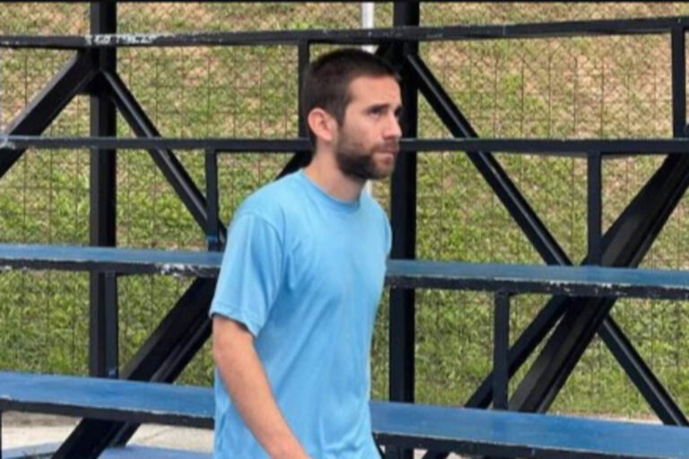 La dictadura de Maduro difundió fotos del gendarme argentino secuestrado en Venezuela