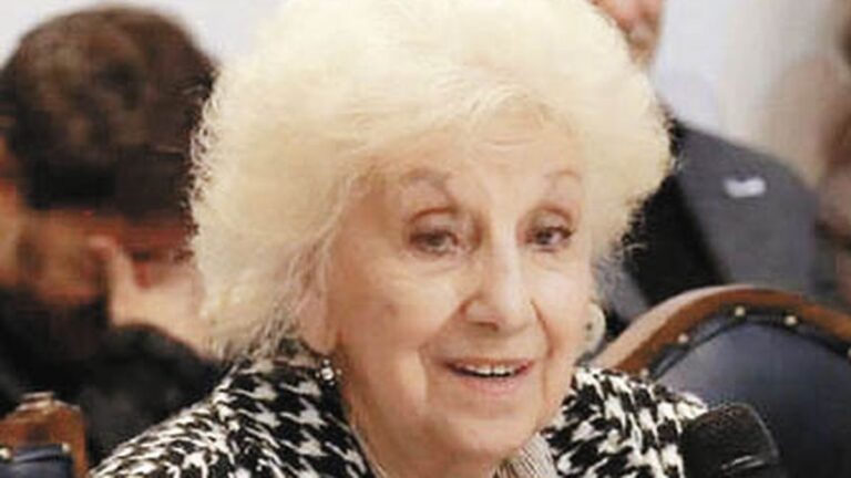 Estela de Carlotto advirtió que Javier Milei «quiere cerrar la exESMA»