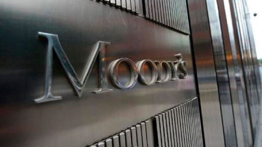 La calificadora de riesgos Moody’s aumentó la nota crediticia de Argentina