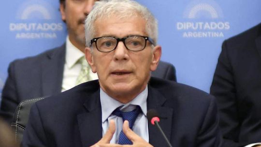 Pese a los cuestionamientos internos, Cúneo Libarona todavía resiste