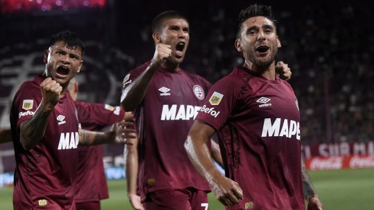 Lanús se impuso ante Sarmiento para lograr su primera victoria de la temporada