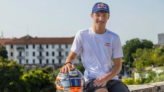 Otro piloto argentino más cerca de la F1: Quién es Mattia Colnaghi?