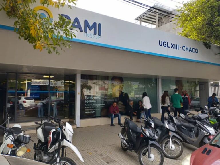 Otro fraude: allanaron las oficinas del PAMI en Chaco, mientras se espera la indagatoria al apoderado de La Libertad Avanza